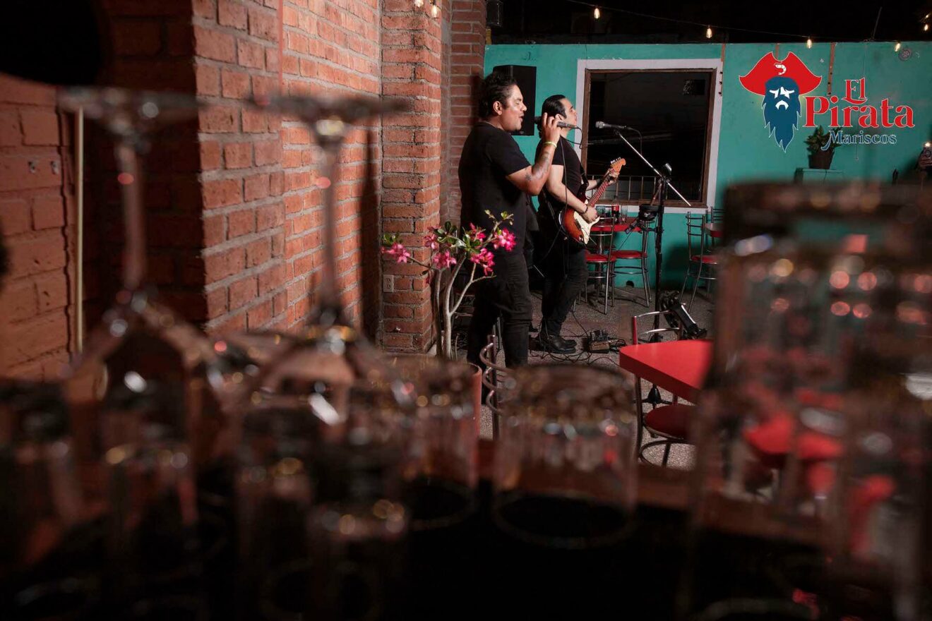 Live Rock Music and the Best Grilled Fish