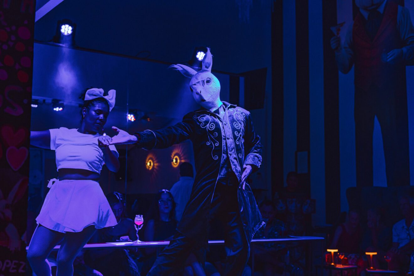 El Conejos Dance Experience